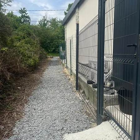 Dependance Prive * Saint-Thibault-des-Vignes