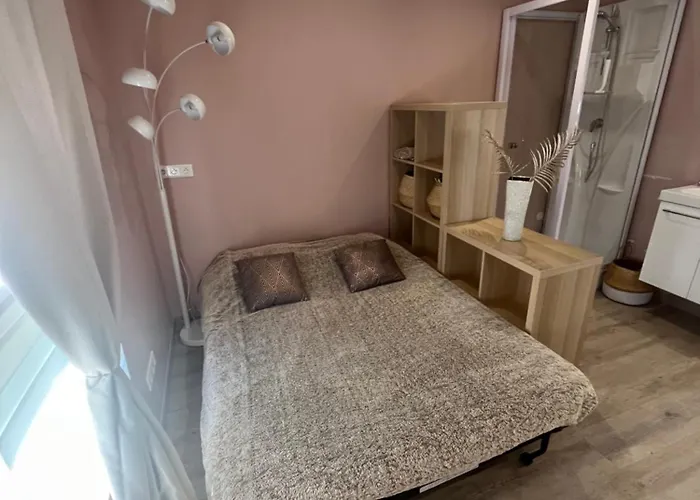 Dépendance Privé Séjour chez l'habitant *